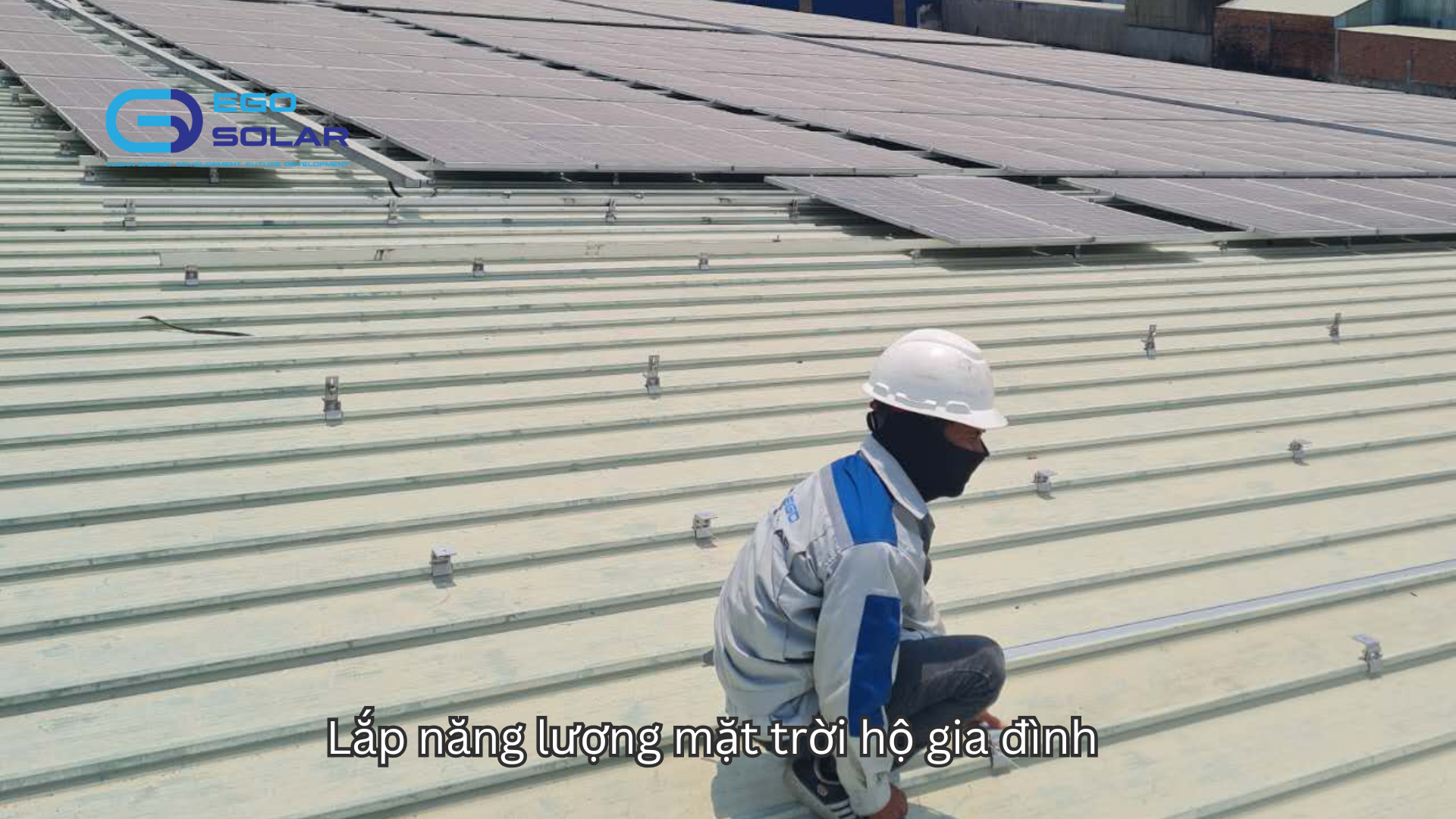 lắp năng lượng mặt trời hộ gia đình