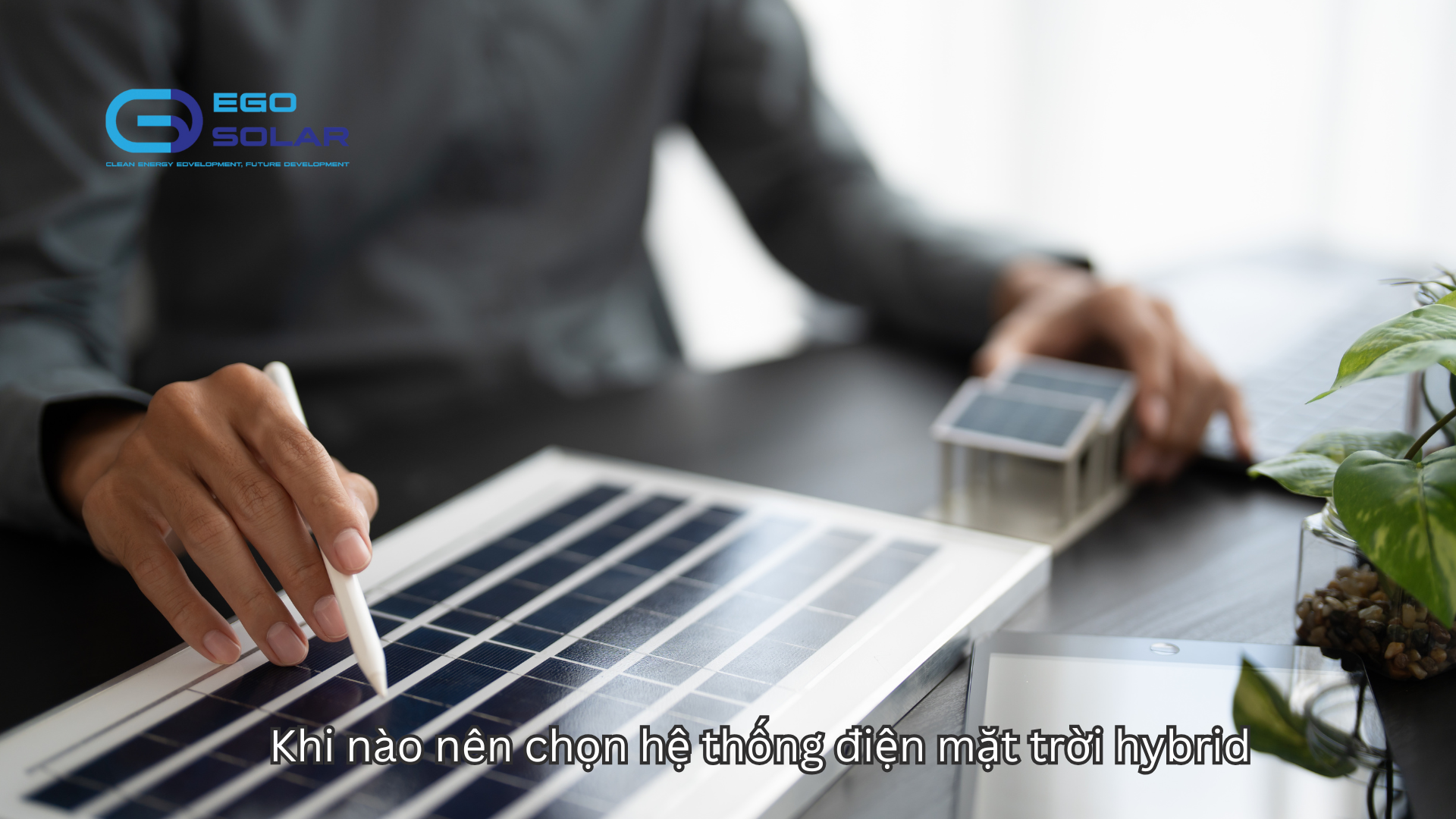 hệ thống điện mặt trời hybrid